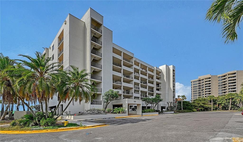 1145 Gulf Of Mexico Dr Unit 503 Longboat Key, FL 34228 - Thumbnail 3