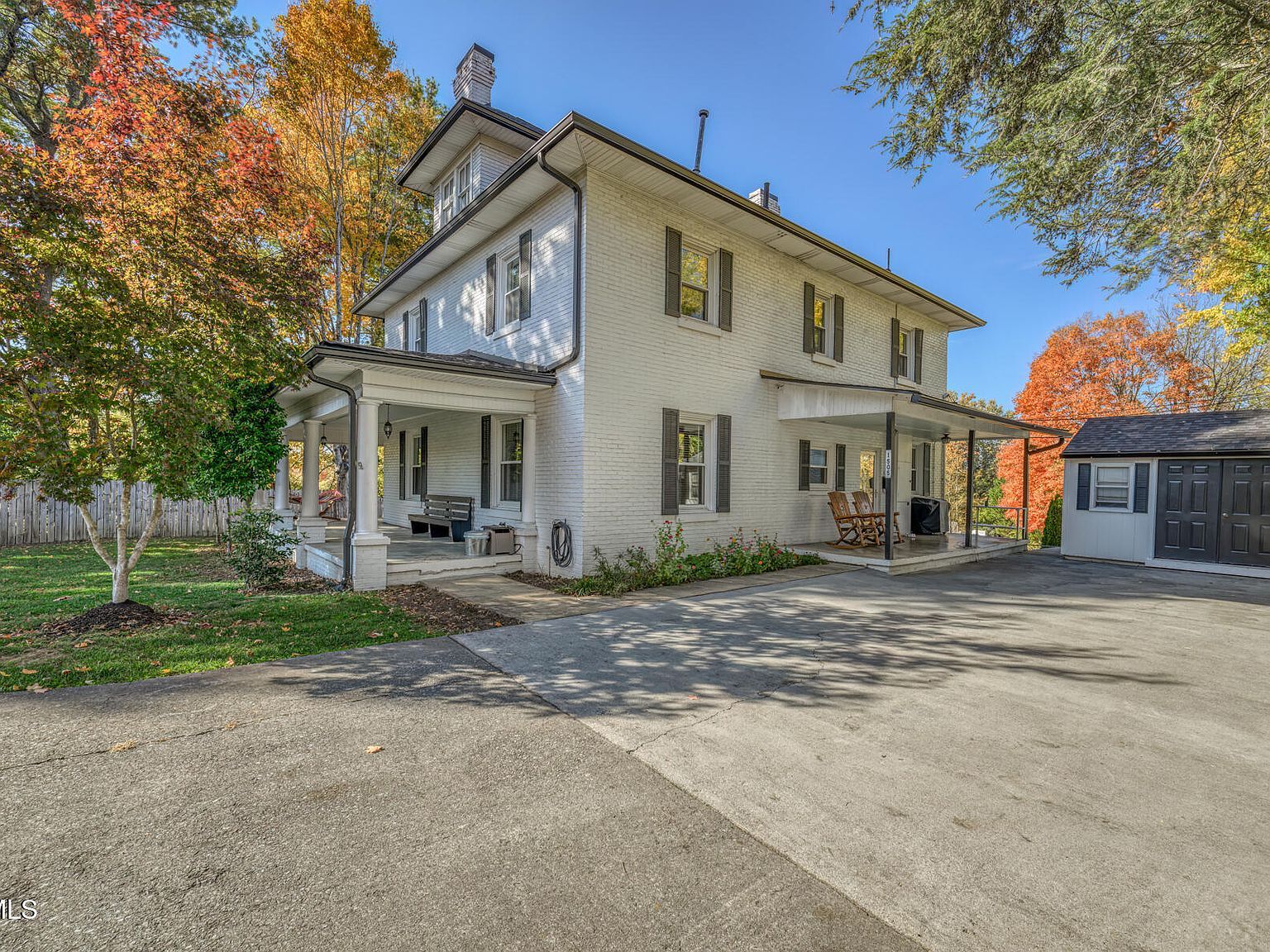 1505 W Lakeview Dr Johnson City, TN 37601 - Thumbnail 3