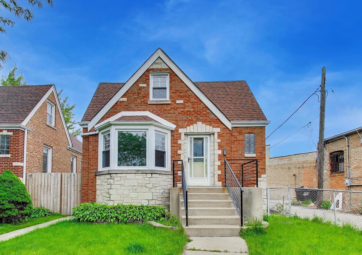 5718 N Parkside Ave Chicago, IL 60646 - Thumbnail 3