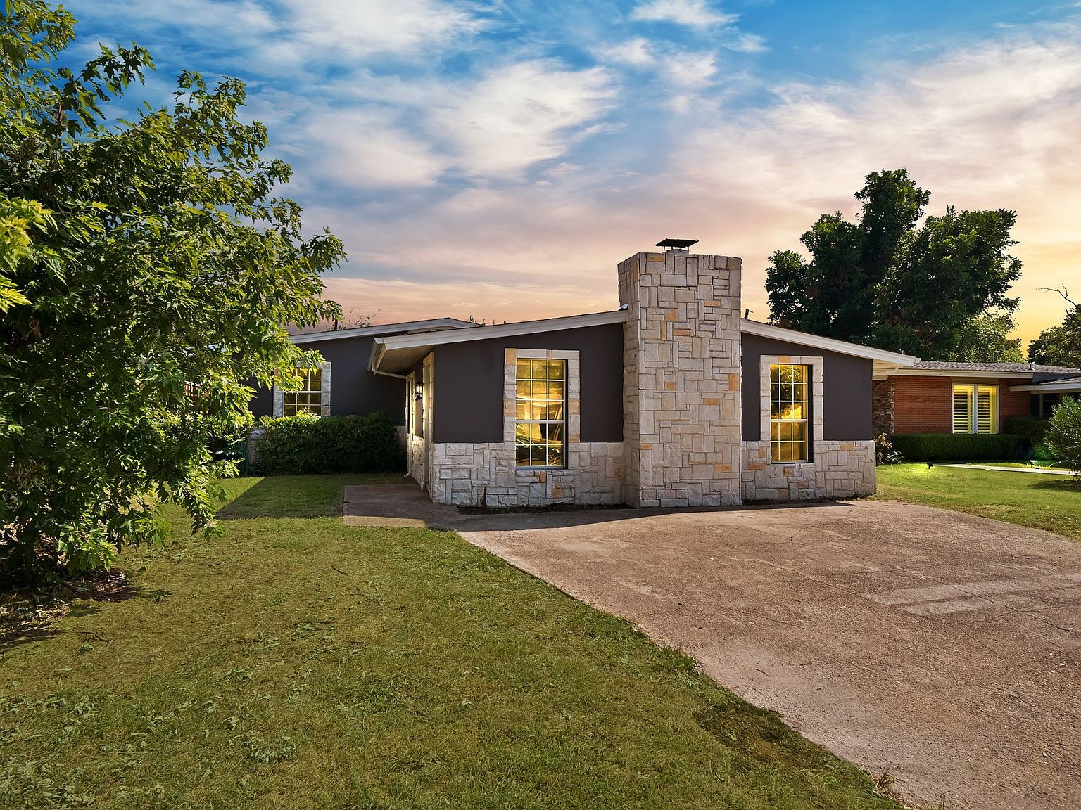 3046 Rotan Ln Dallas, TX 75229 - Thumbnail 3