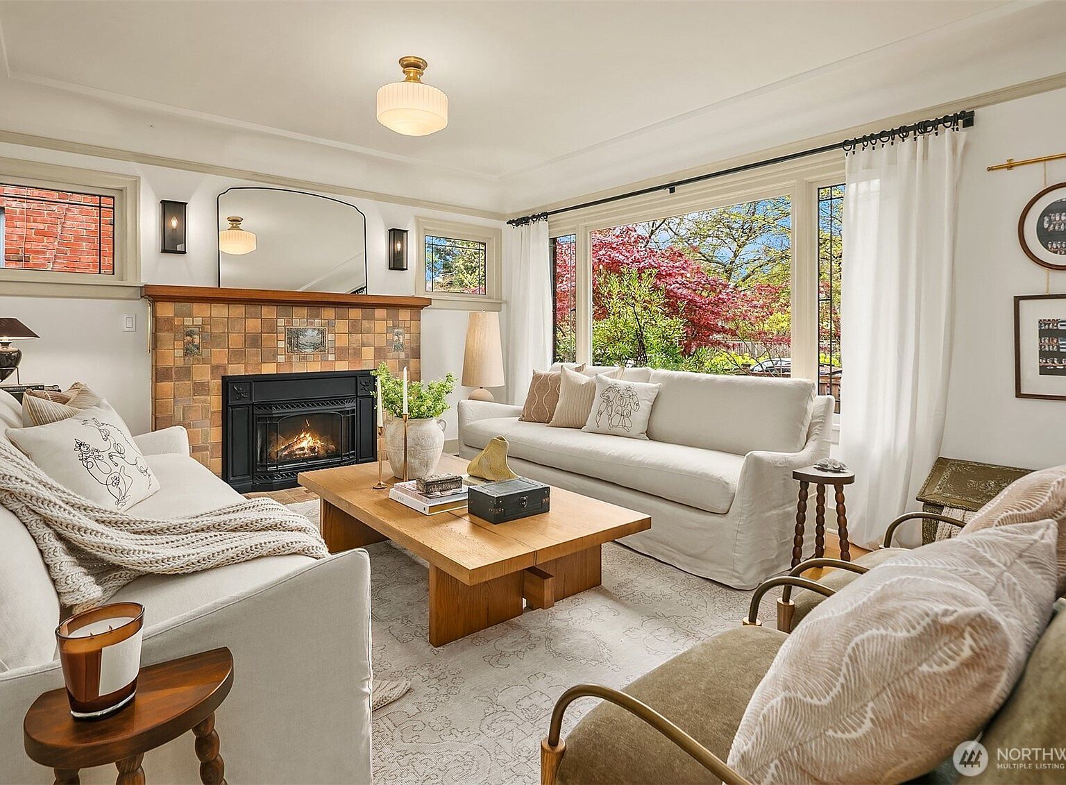 6058 34th Ave NE Seattle, WA 98115 - Thumbnail 3