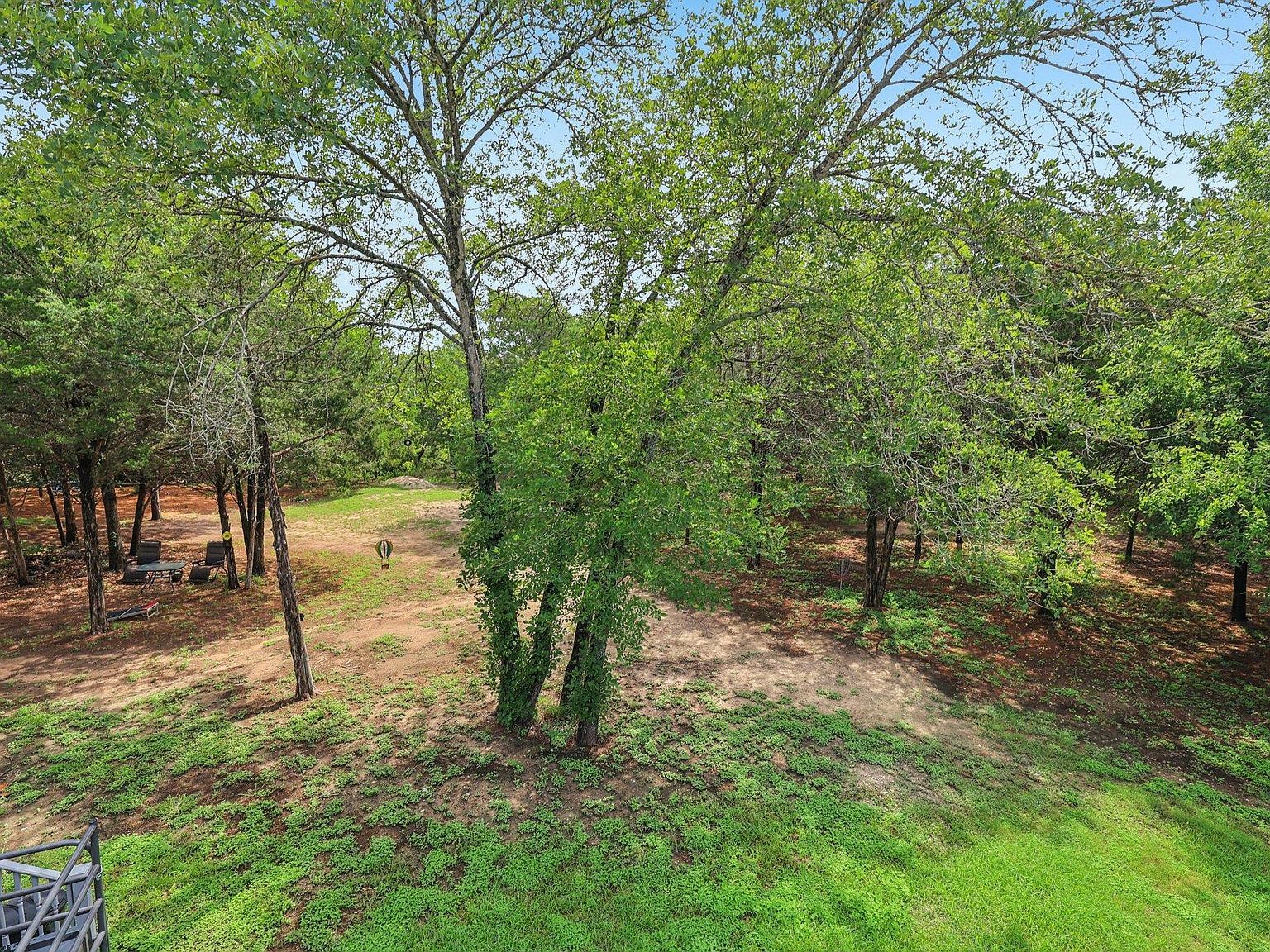 430 Green Valley Dr Bastrop, TX 78602 - Thumbnail 3