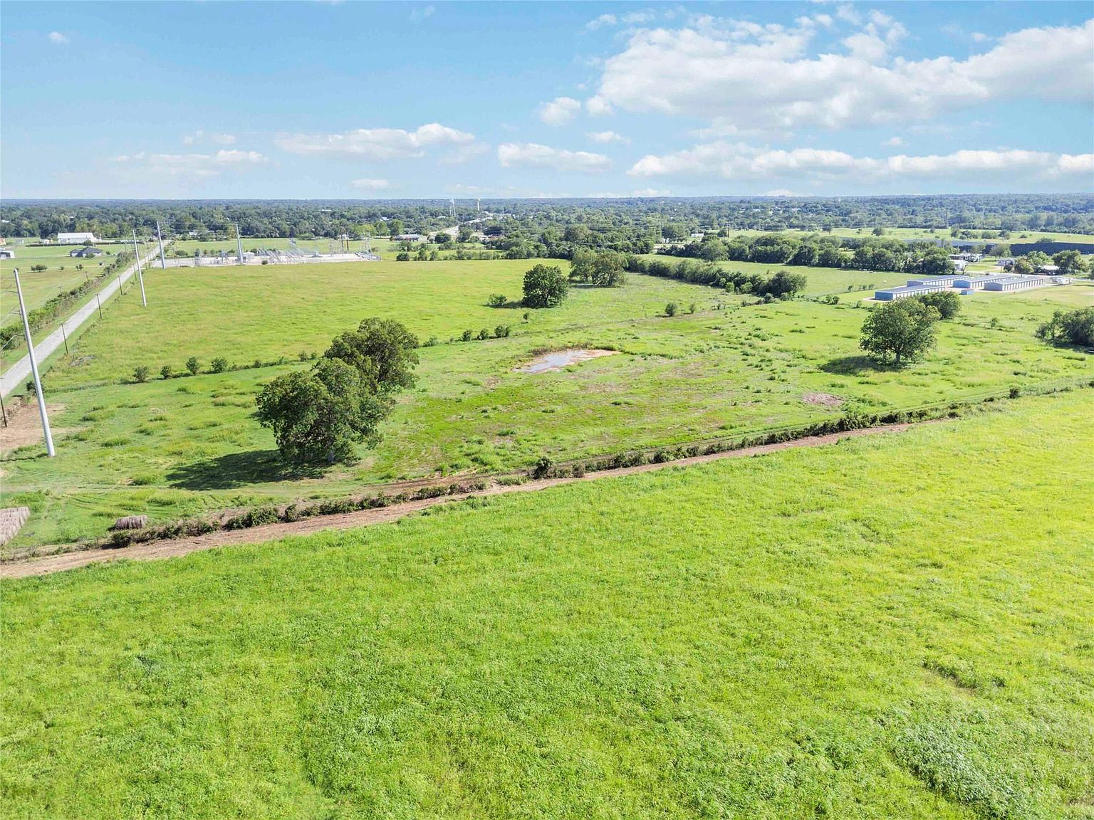 660 American Legion Rd Smithville, TX 78957 - Thumbnail 3