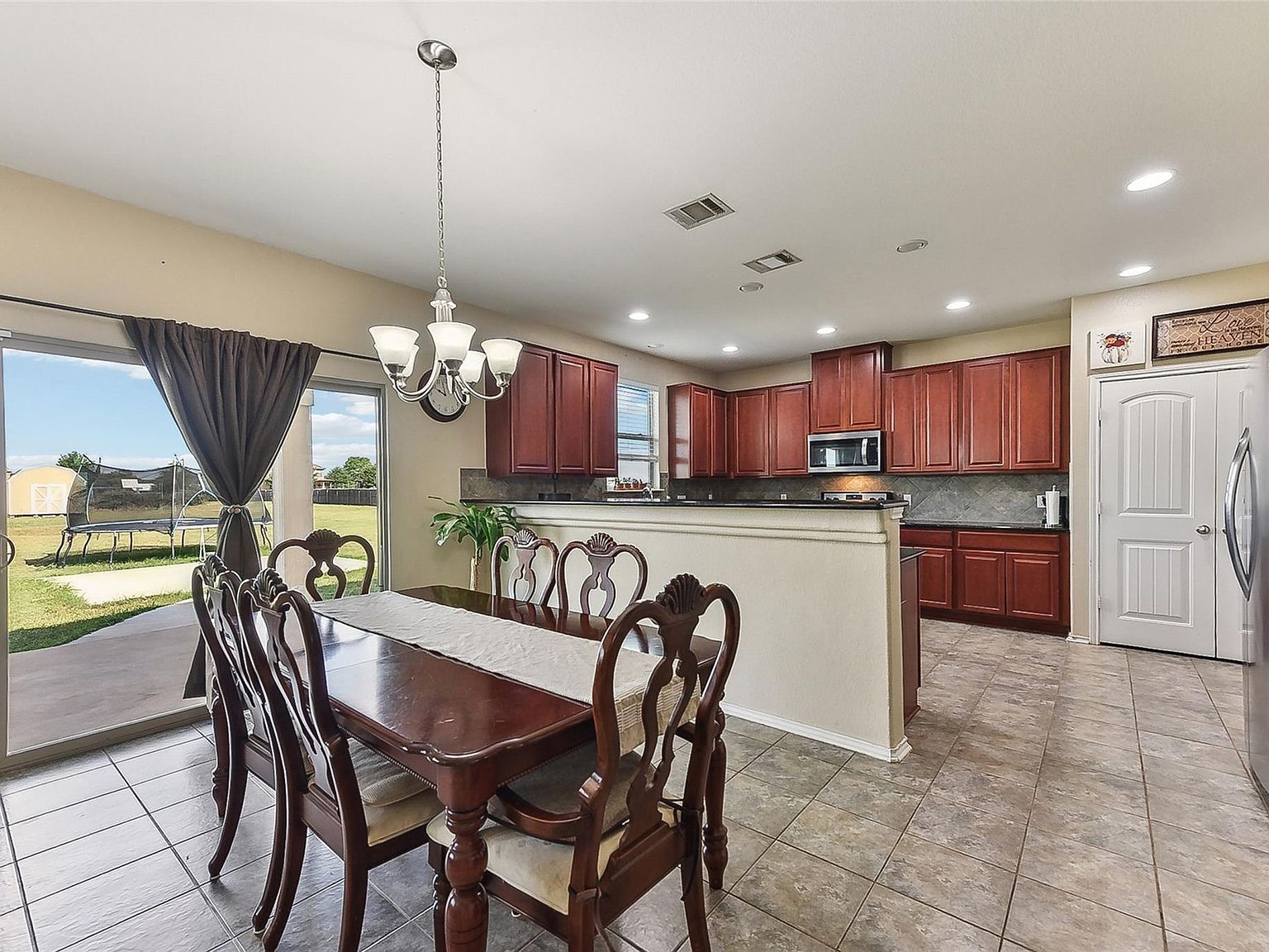 132 Brittany Ln Bastrop, TX 78602 - Thumbnail 3