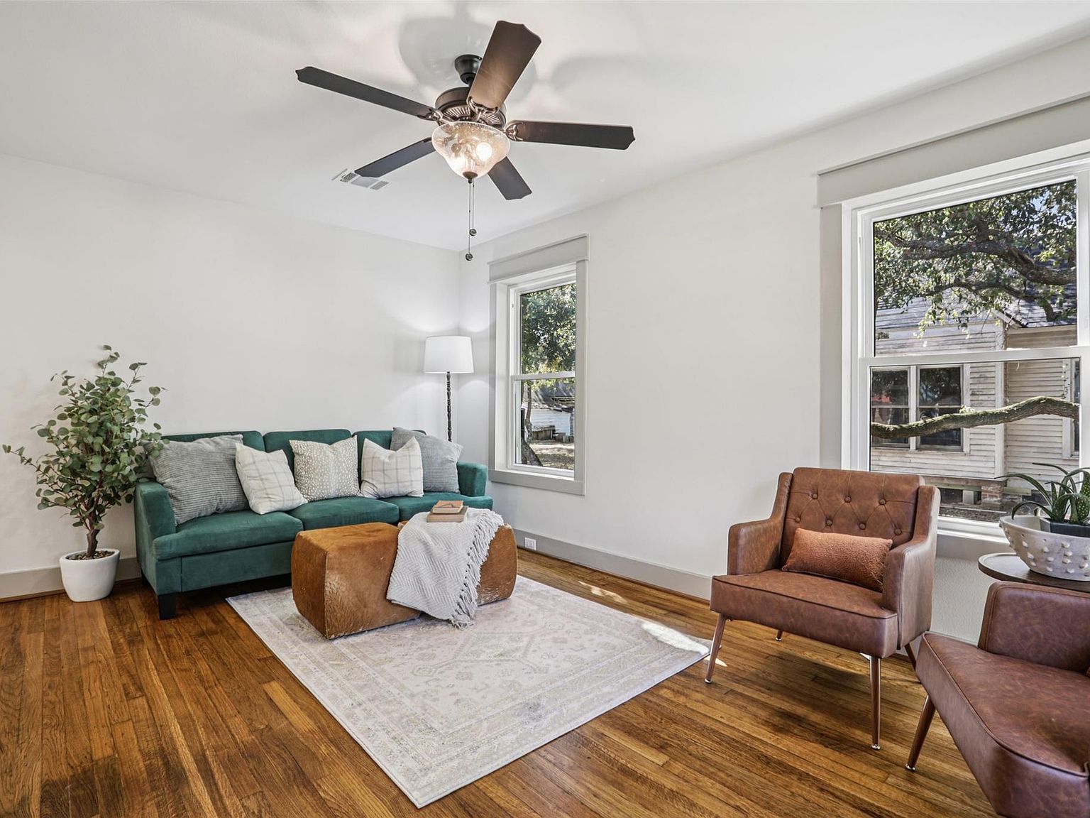 602 Short St Smithville, TX 78957 - Thumbnail 3