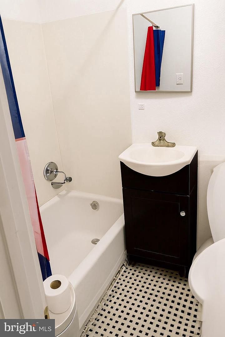 3928 8th St Baltimore, MD 21225 - Thumbnail 3