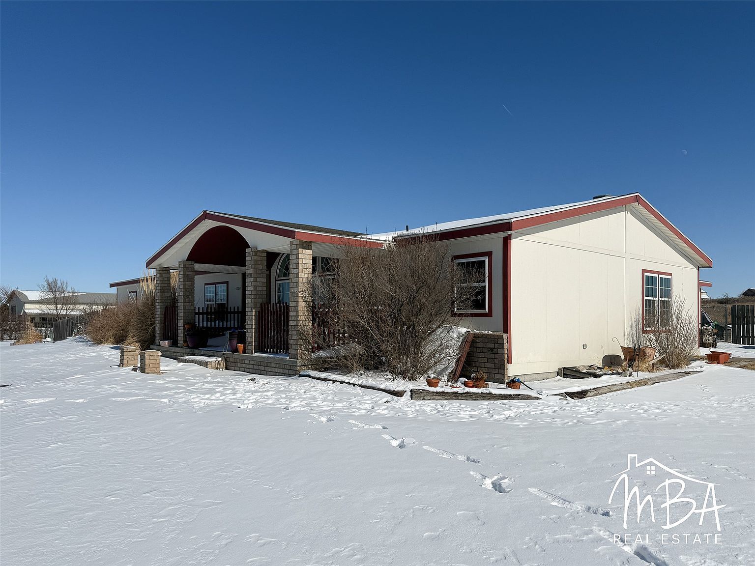 4820 Leonard Cir Garden City, KS 67846 - Thumbnail 3