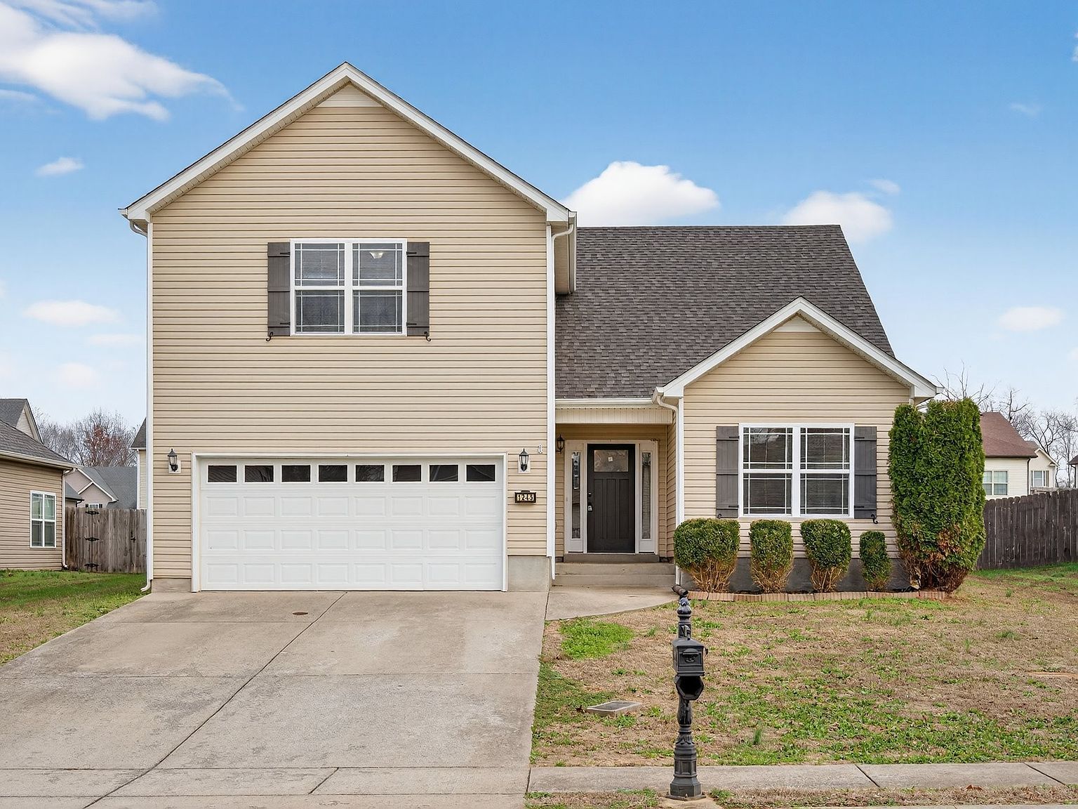 1245 Morstead Dr Clarksville, TN 37042 - Thumbnail 3