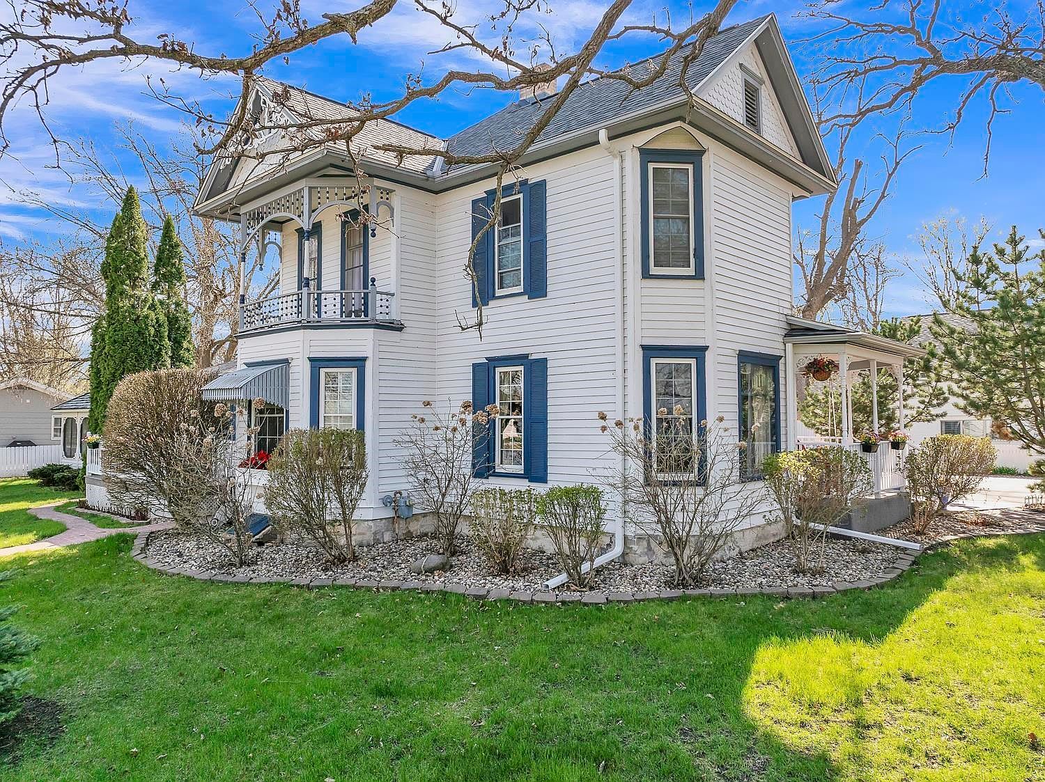 2302 4th St Emmetsburg, IA 50536 - Thumbnail 3