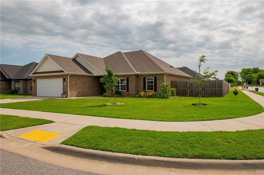 924 Laux Ln Pea Ridge, AR 72751 - Thumbnail 3