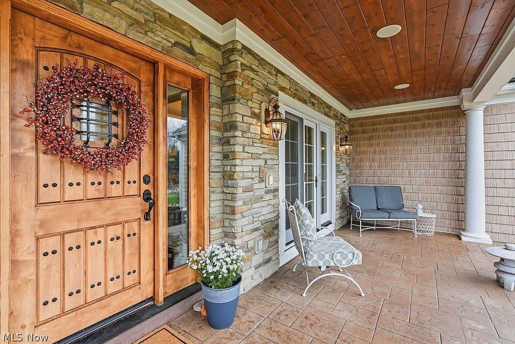 7480 Faraway Trl Chagrin Falls, OH 44023 - Thumbnail 3