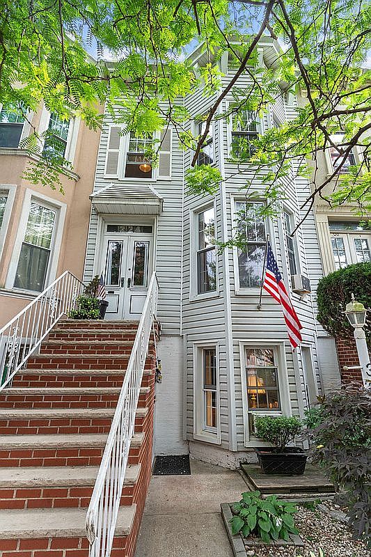 324 76th St Brooklyn, NY 11209 - Thumbnail 3