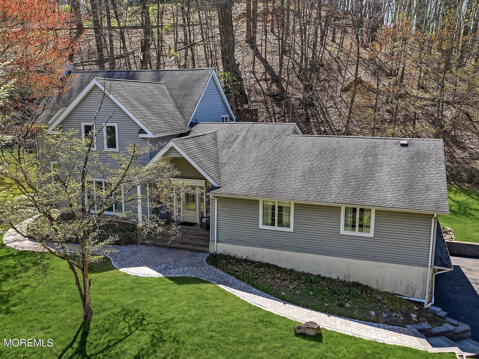 118 Nolan Rd Morganville, NJ 07751 - Thumbnail 3