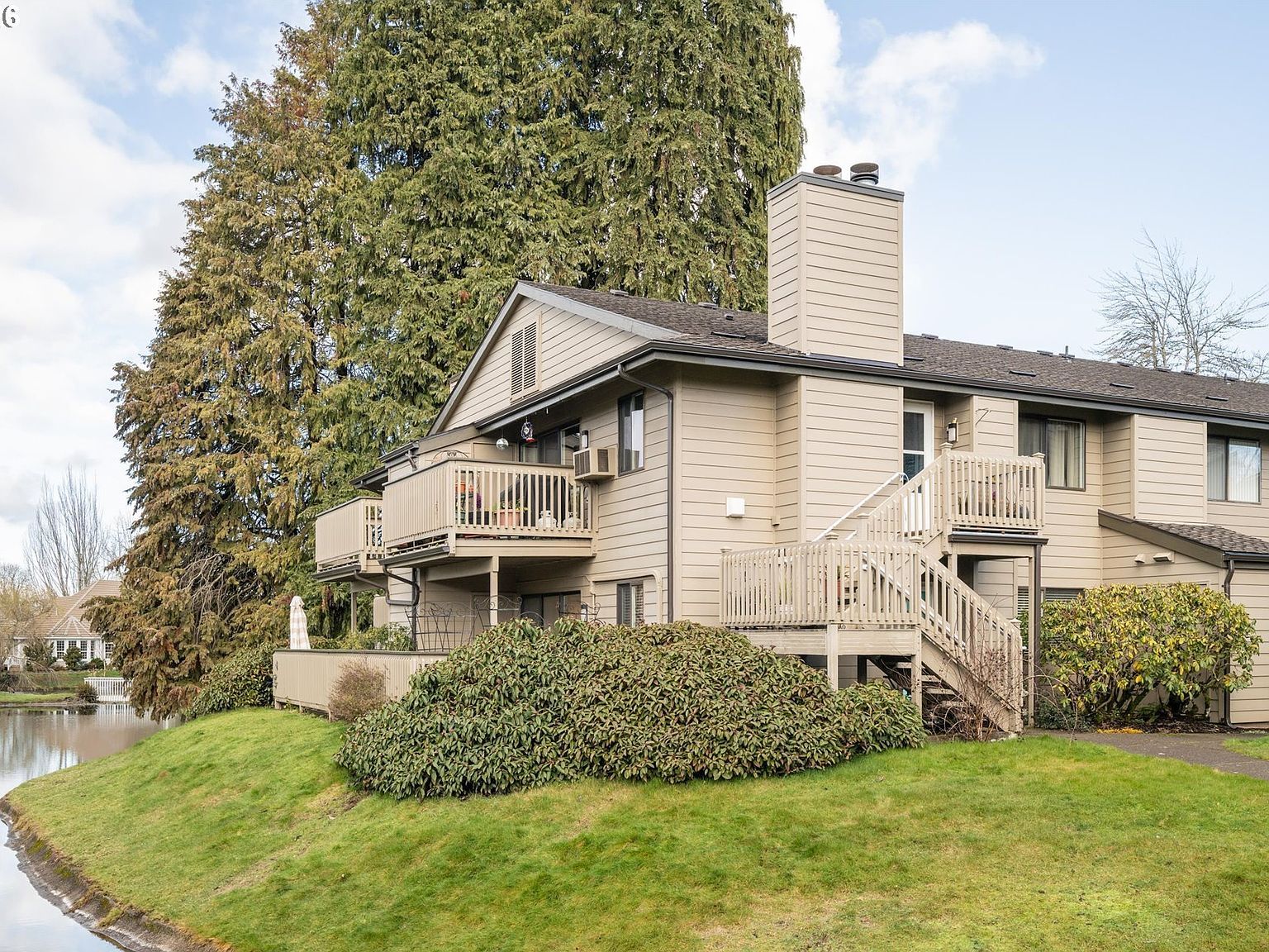 2026 Lake Isle Dr Eugene, OR 97401 - Thumbnail 3