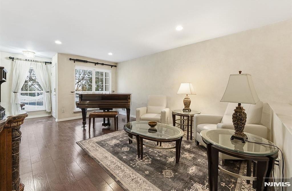 496 Shadow Mountain Rd Mahwah, NJ 07430 - Thumbnail 3