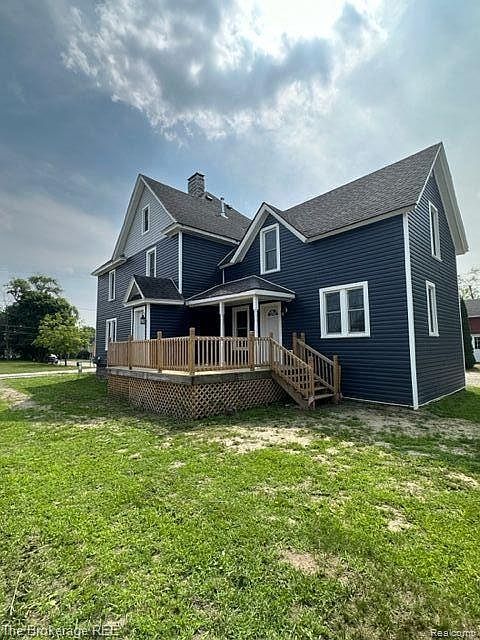 11 1st St Oxford, MI 48371 - Thumbnail 3