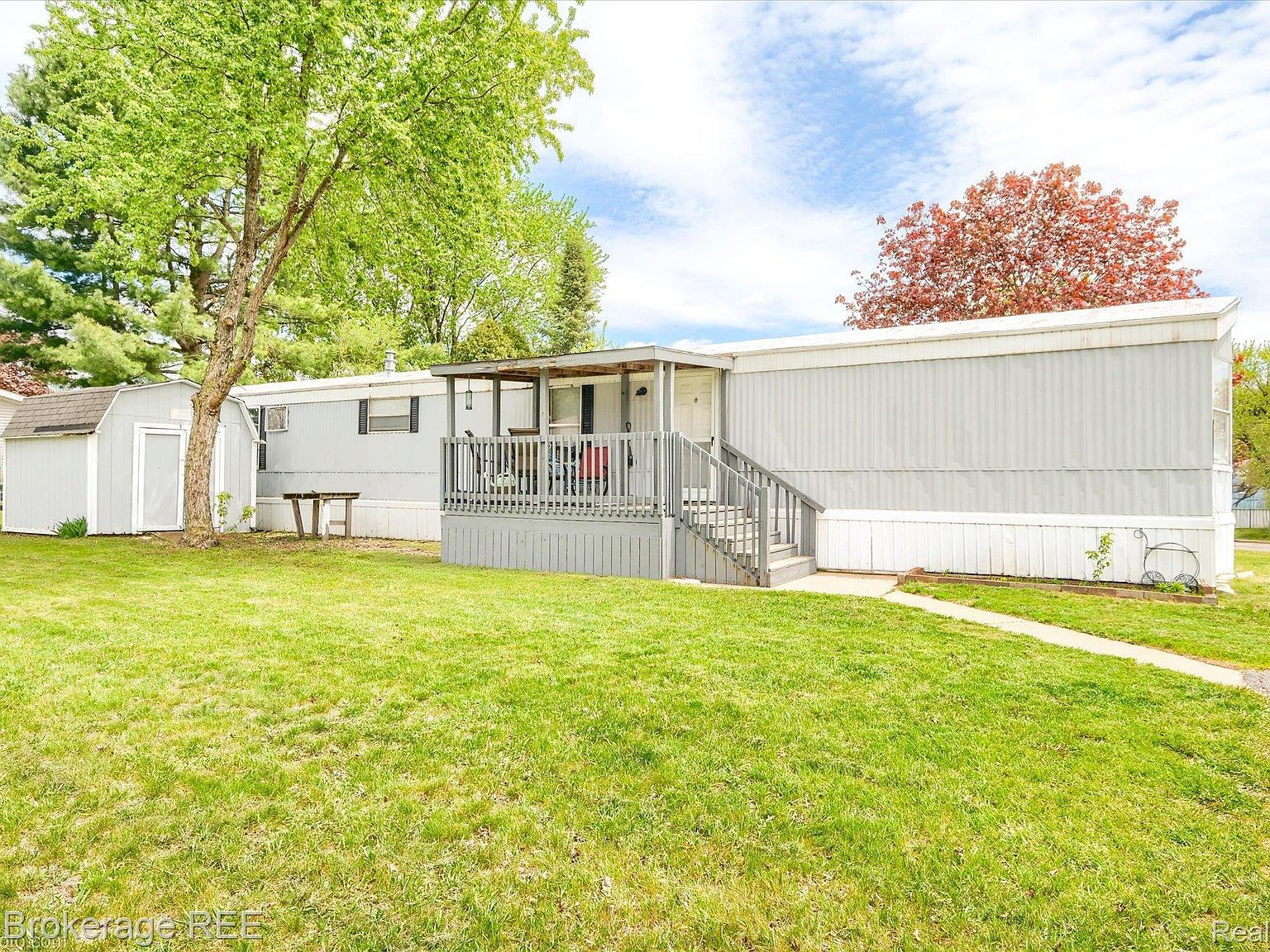 4441 Beechwood St Clarkston, MI 48348 - Thumbnail 3