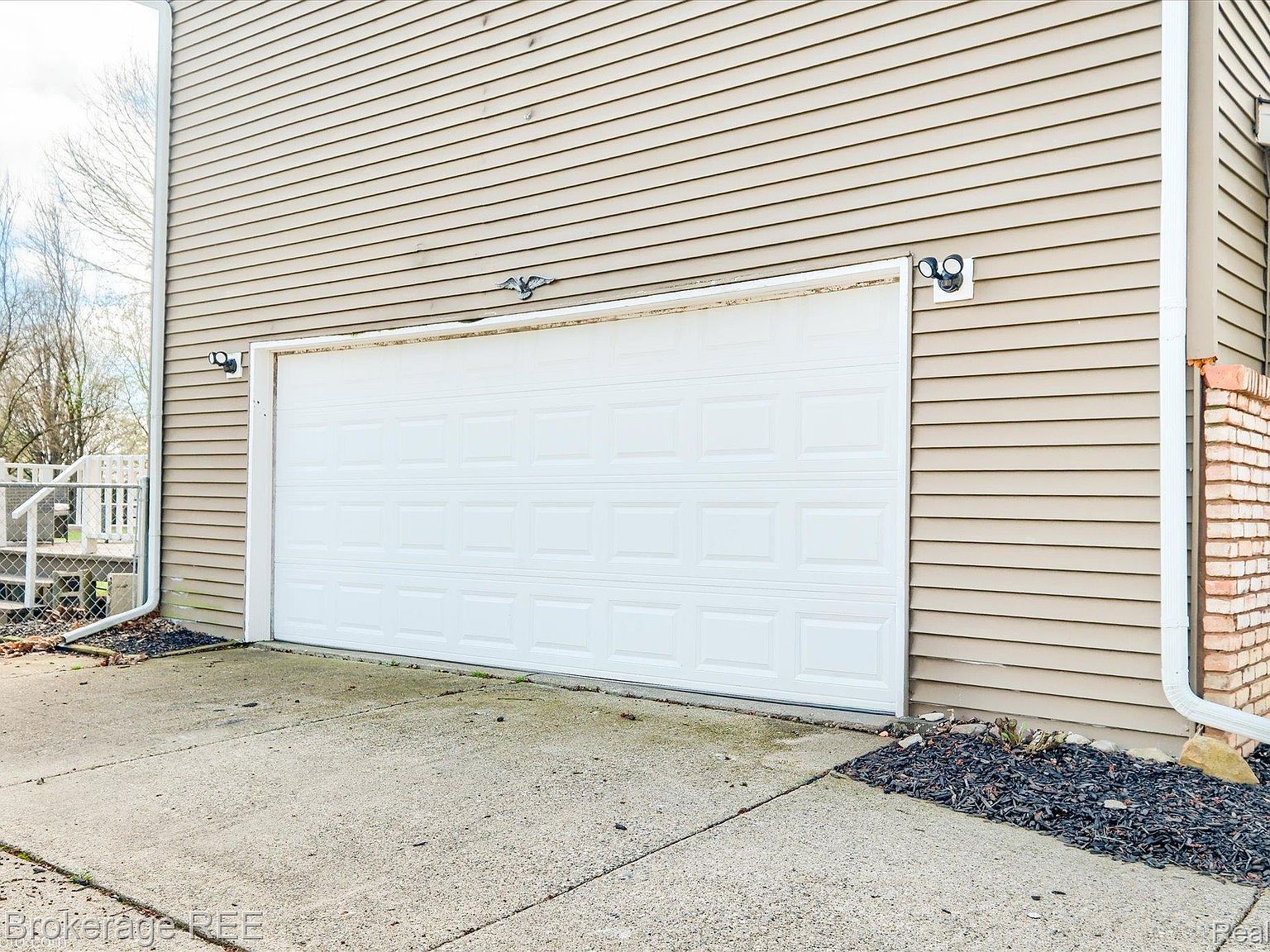 4156 Bobwhite Dr Flint, MI 48506 - Thumbnail 3