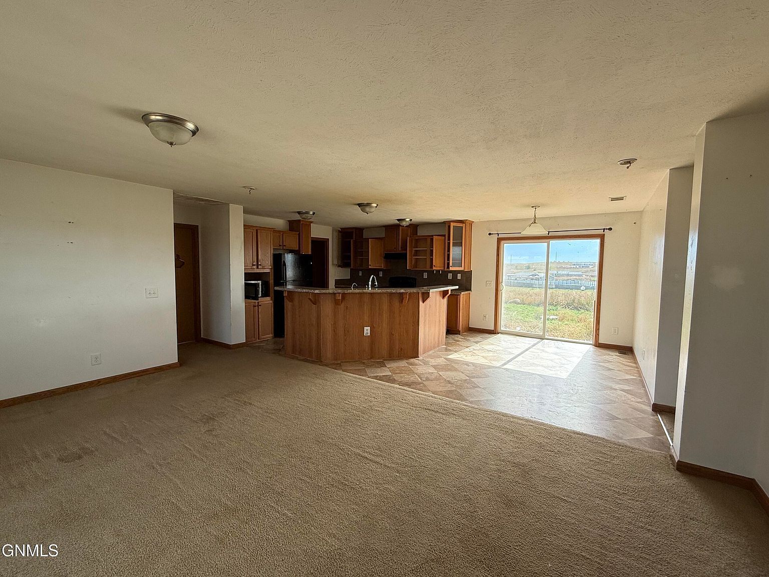 12238 Buffalo Hills Dr Watford City, ND 58854 - Thumbnail 3