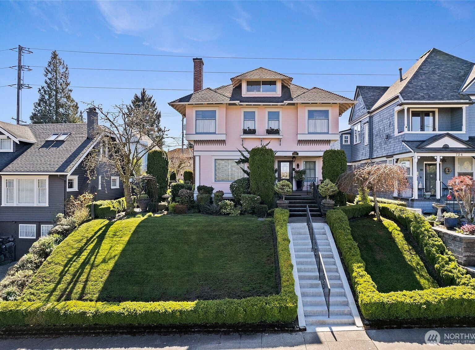 720 N Sheridan Ave Tacoma, WA 98403 - Thumbnail 3