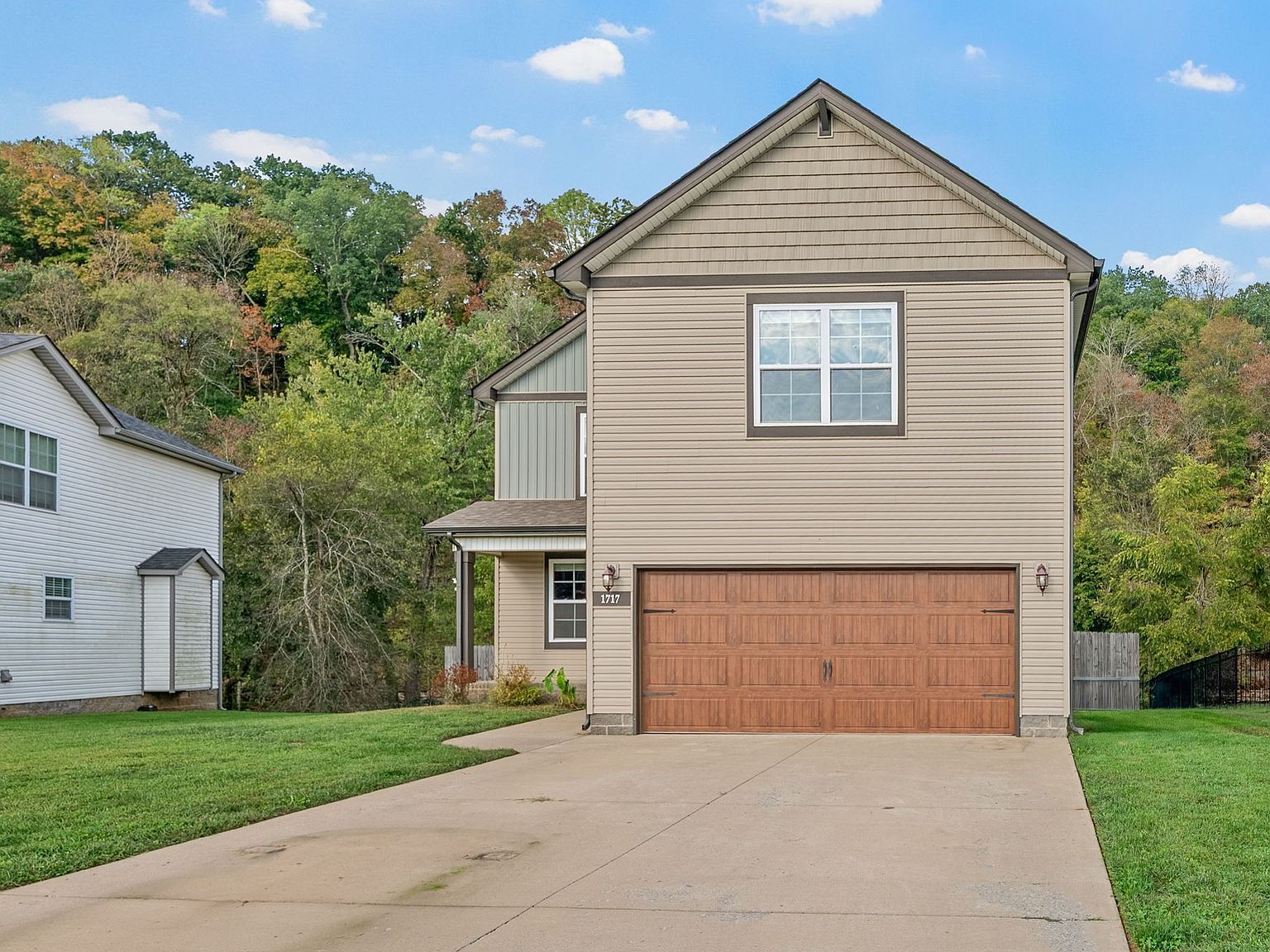 1717 Rains Rd Clarksville, TN 37042 - Thumbnail 3