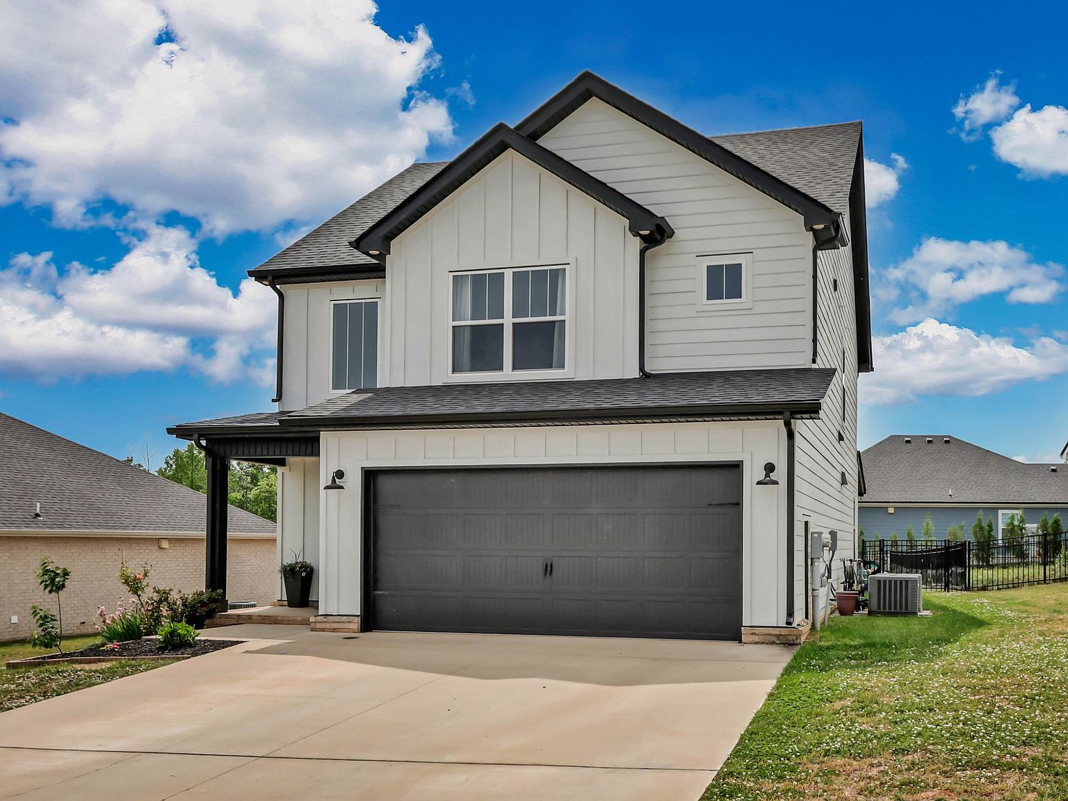 904 Frog Gip Pond Ct Clarksville, TN 37043 - Thumbnail 3