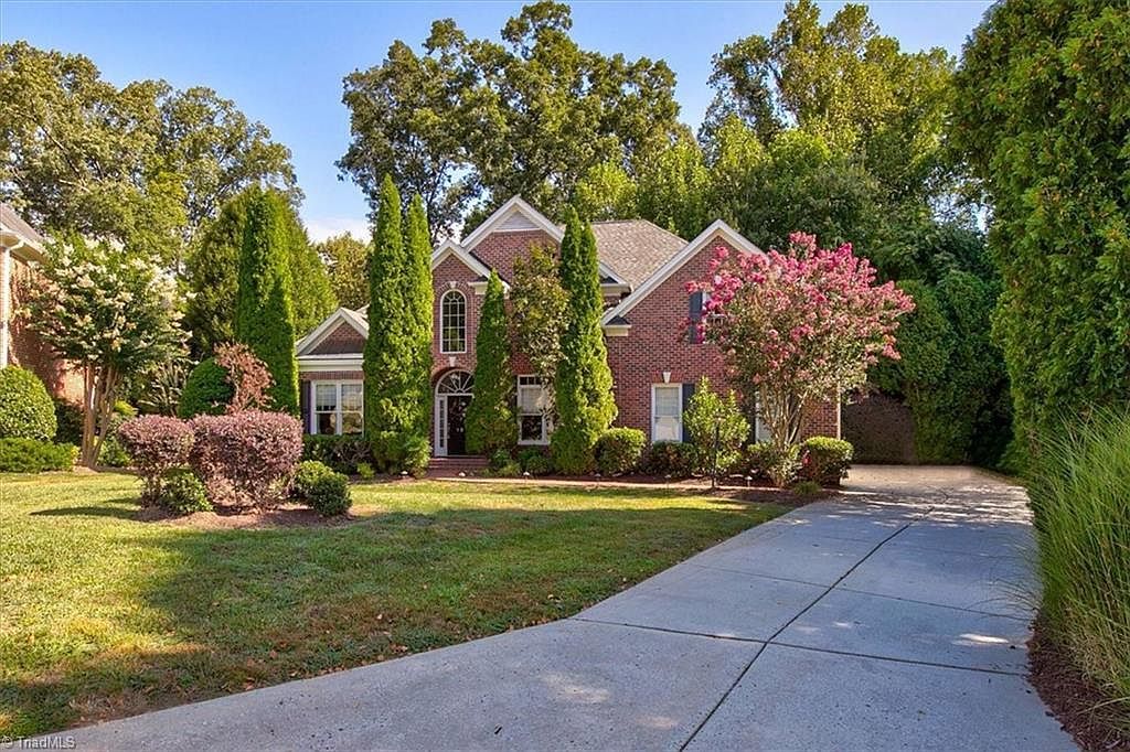 19 Middlefield Ct Greensboro, NC 27455 - Thumbnail 3