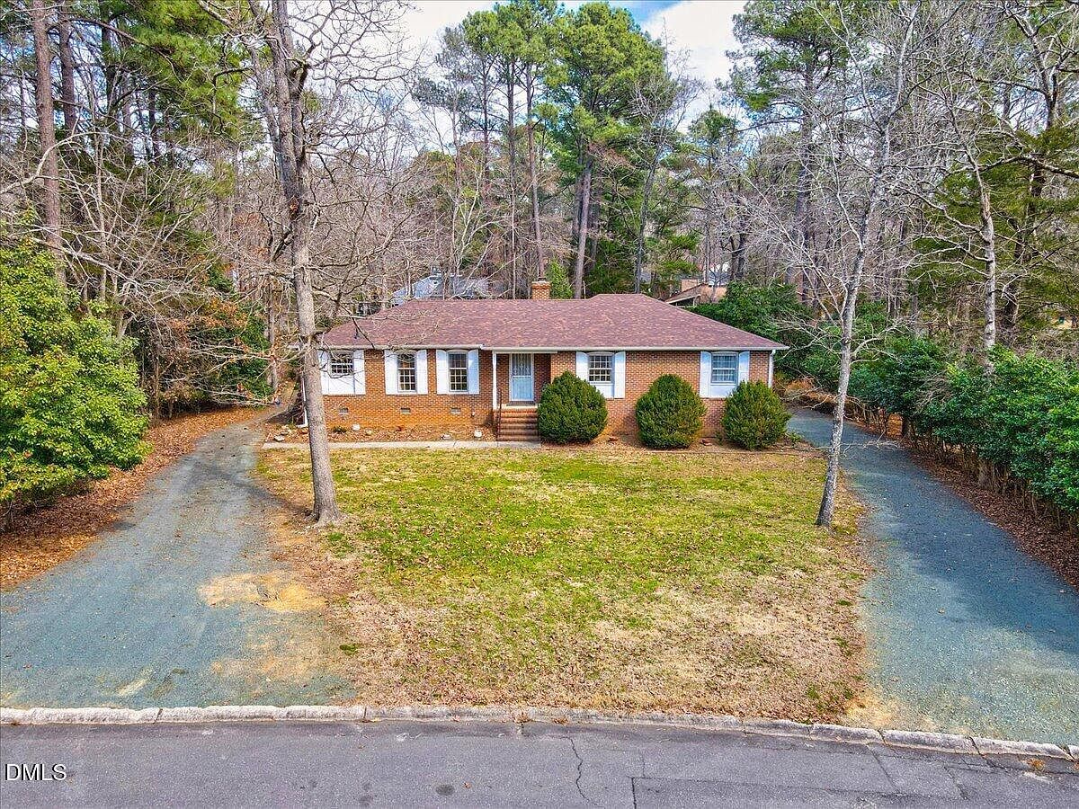 107 Aberdeen Ct Carrboro, NC 27510 - Thumbnail 3