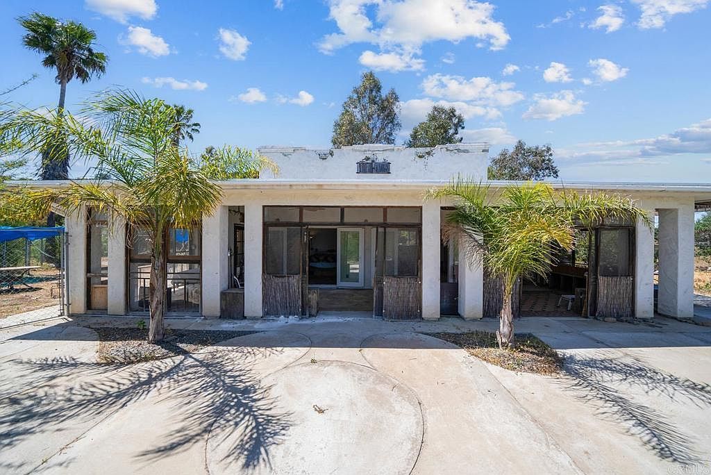 2620 Marvinga Ln Fallbrook, CA 92028 - Thumbnail 3