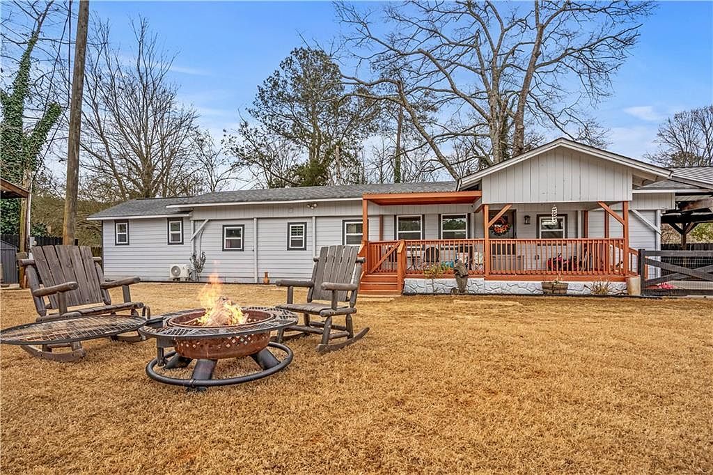 5432 Crystal Lake Dr Gainesville, GA 30506 - Thumbnail 3