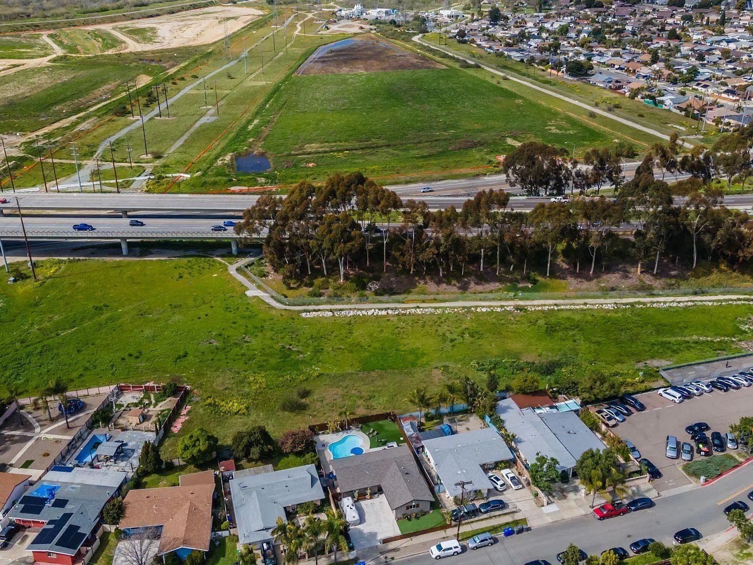 Hacienda Dr #1 Oceanside, CA 92054 - Thumbnail 3