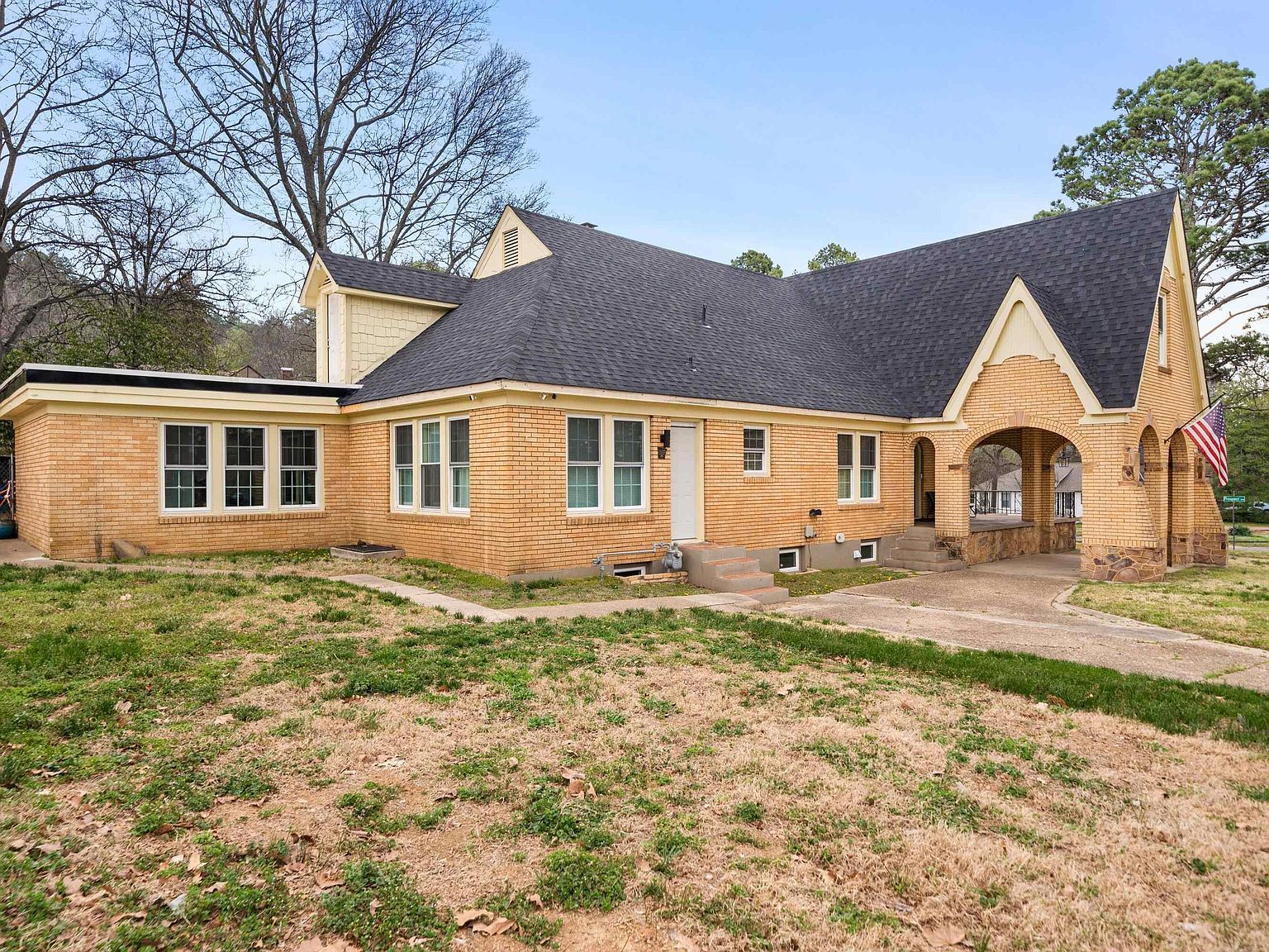 1020 Prospect Ave Hot Springs, AR 71901 - Thumbnail 3