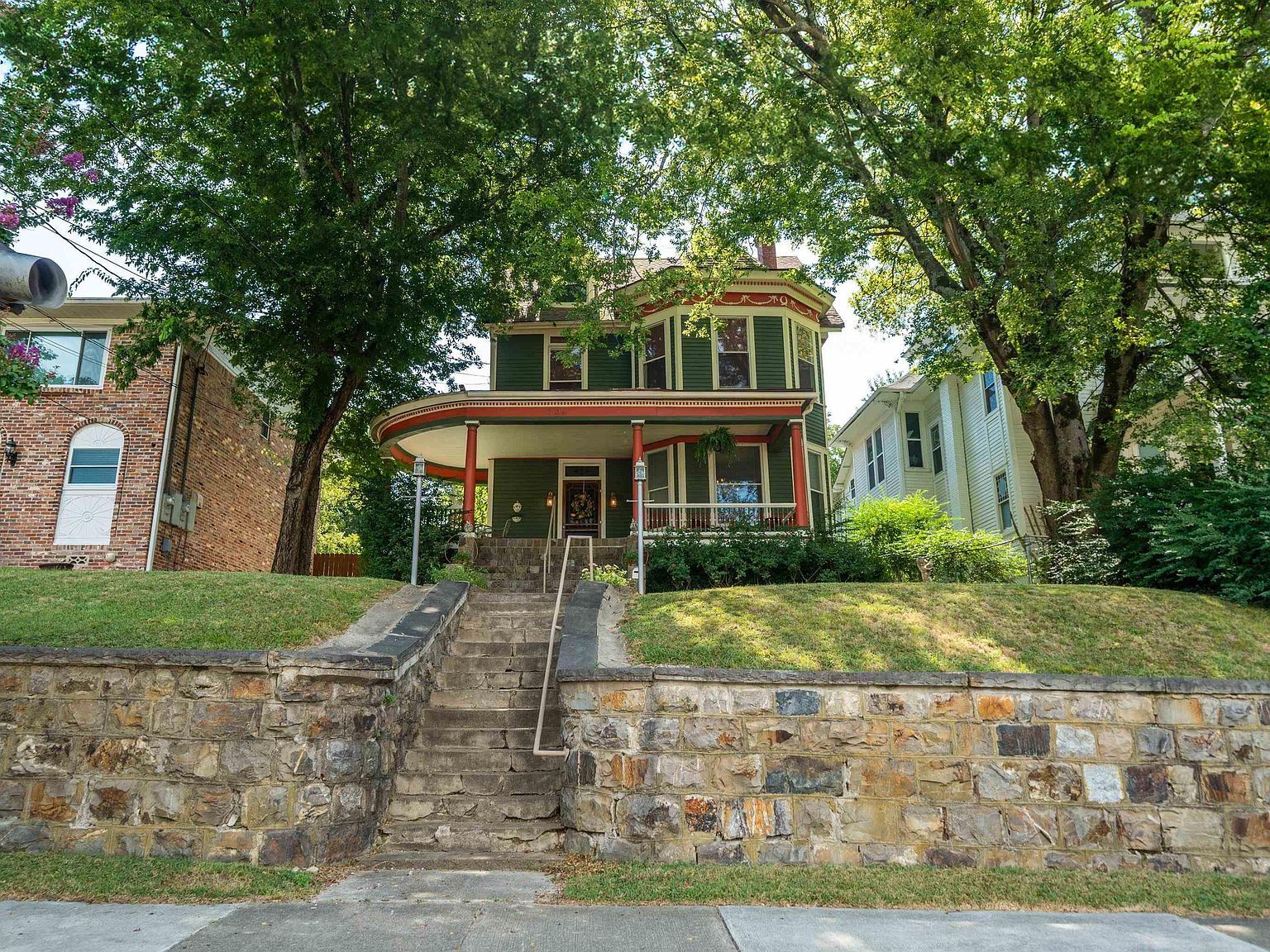 734 Park Ave Hot Springs, AR 71901 - Thumbnail 3