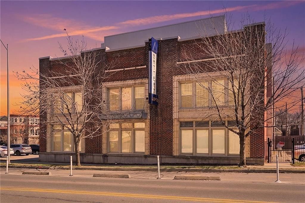 3001 Gillham Rd APT 206 Kansas City, MO 64108 - Thumbnail 3