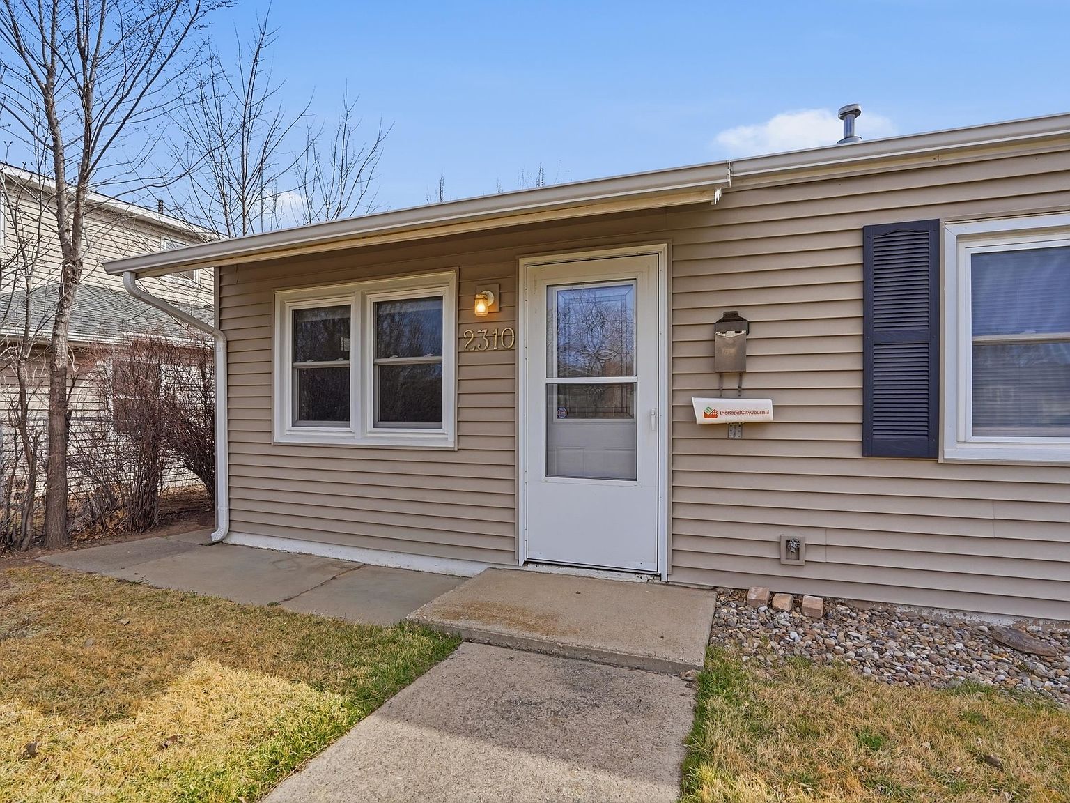 2310 5th St Rapid City, SD 57701 - Thumbnail 3