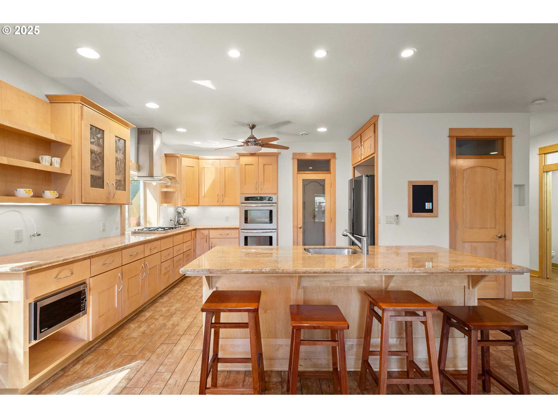 170 Southwest Eckman Street, McMinnville, OR, USA, 97128 - Thumbnail 3