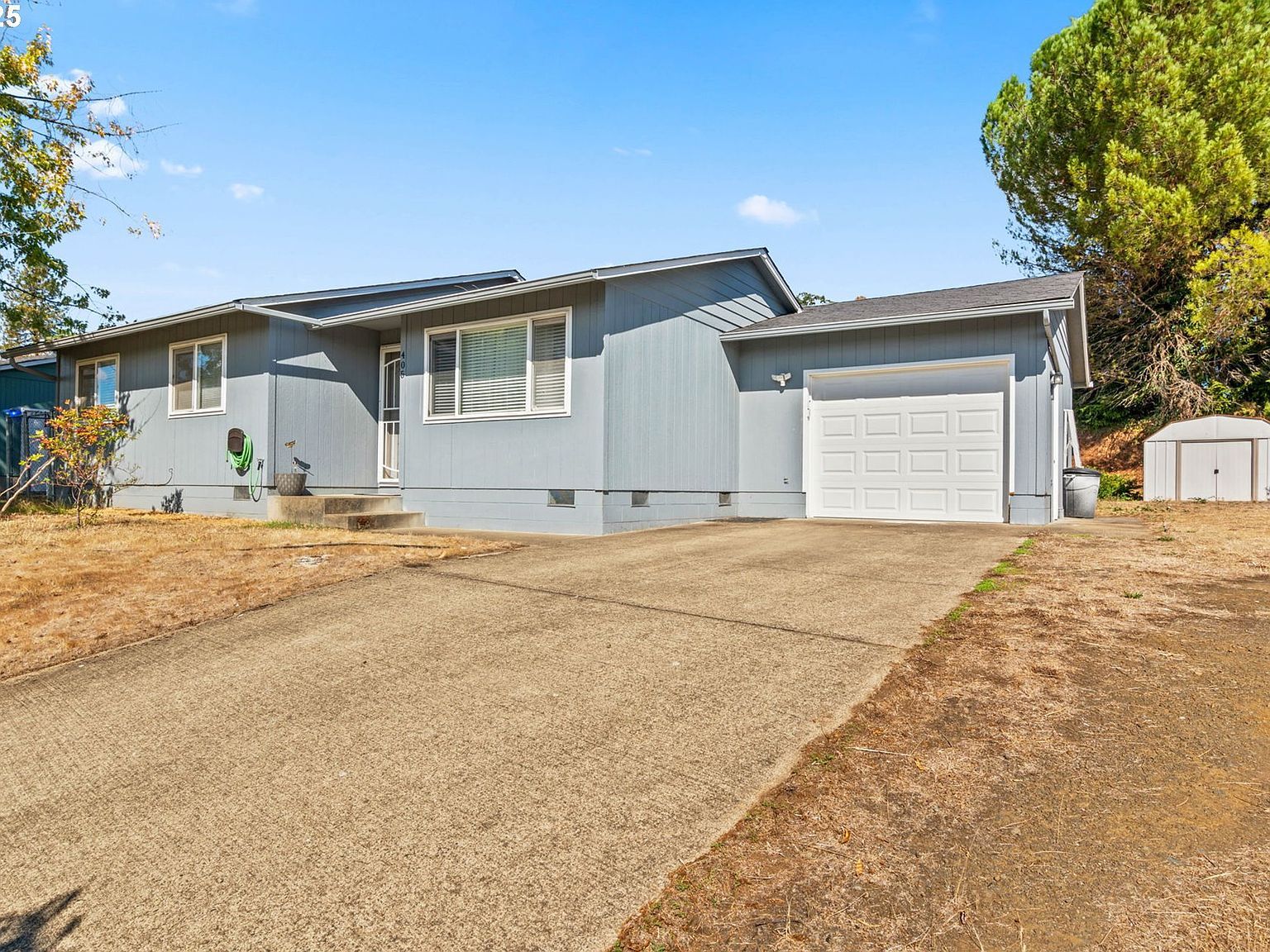 405 Corona Loop Rd Roseburg, OR 97471 - Thumbnail 3