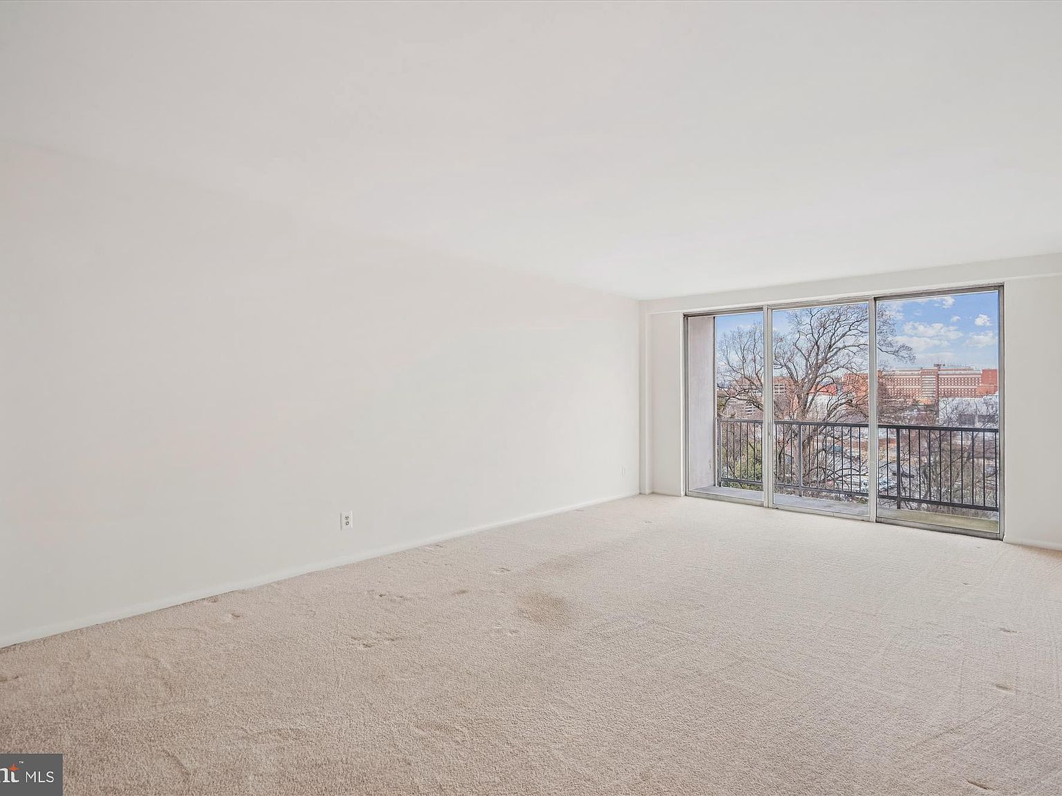 4977 Battery Ln #1-811 Bethesda, MD 20814 - Thumbnail 3