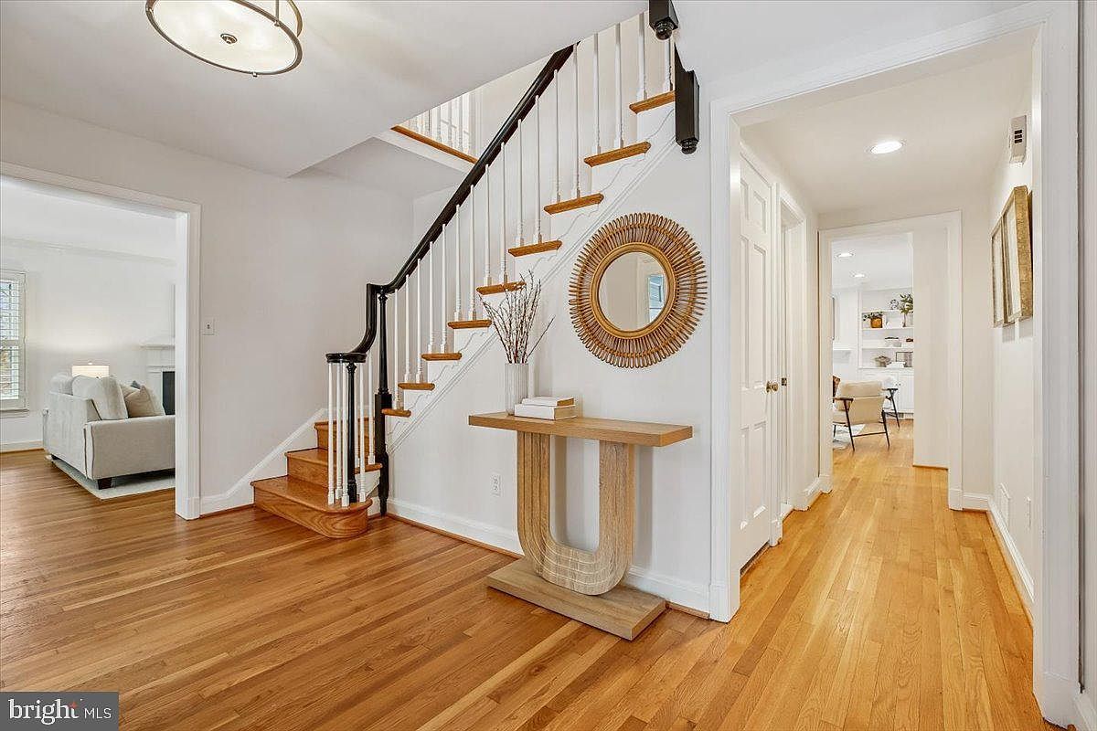 7117 Darby Rd Bethesda, MD 20817 - Thumbnail 3