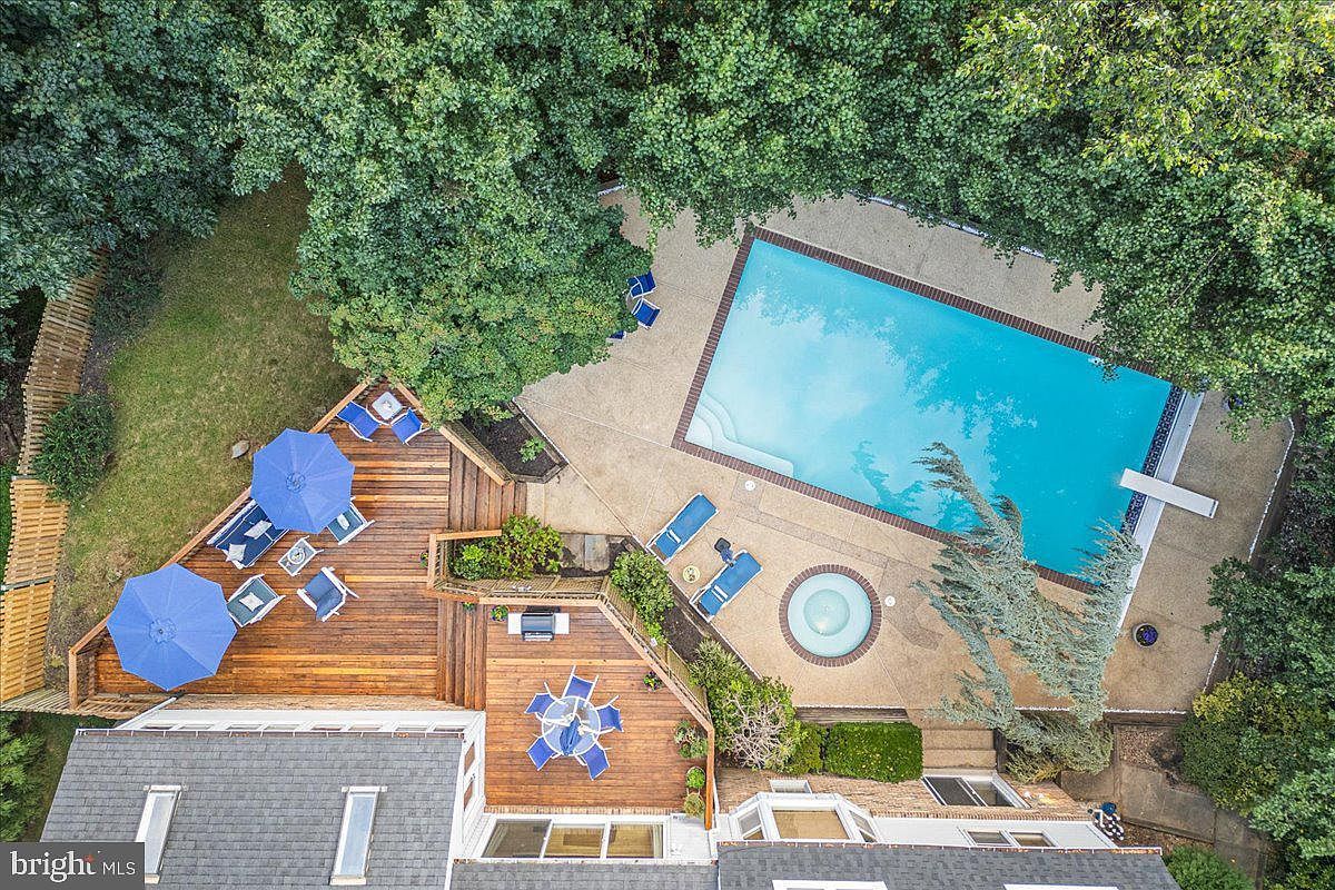 9625 Reach Rd Potomac, MD 20854 - Thumbnail 3