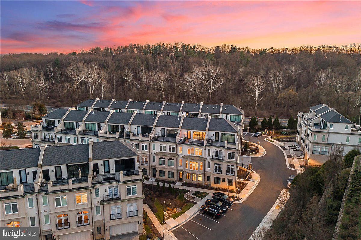 8197 River Rd Bethesda, MD 20817 - Thumbnail 3