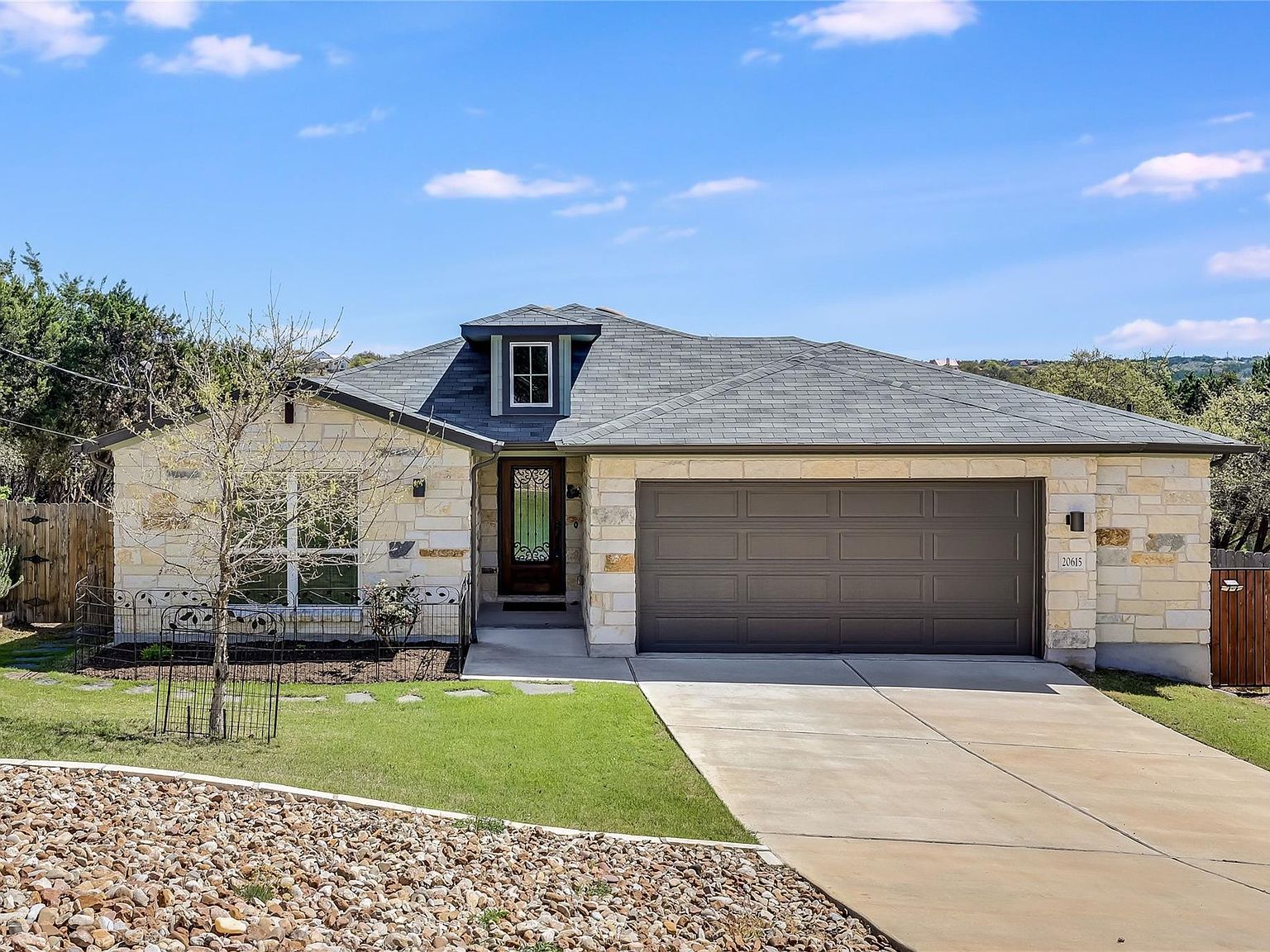 20615 Falcon Lago Vista, TX 78645 - Thumbnail 3