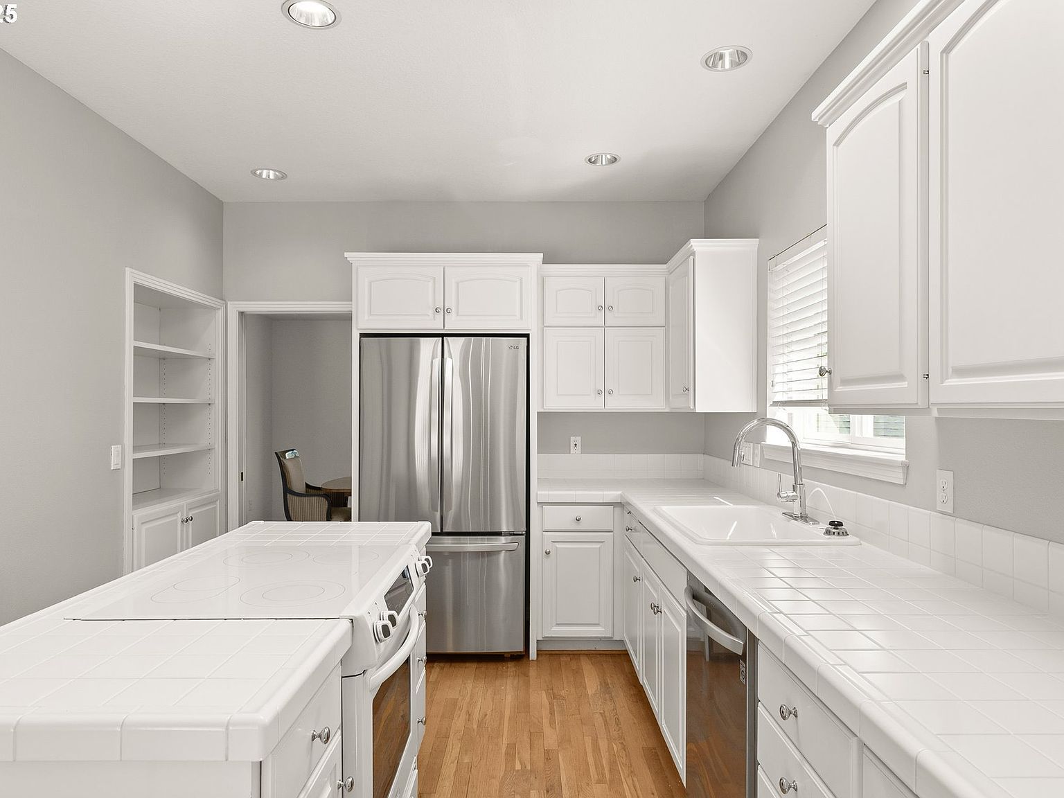 3029 Club House Ct West Linn, OR 97068 - Thumbnail 3