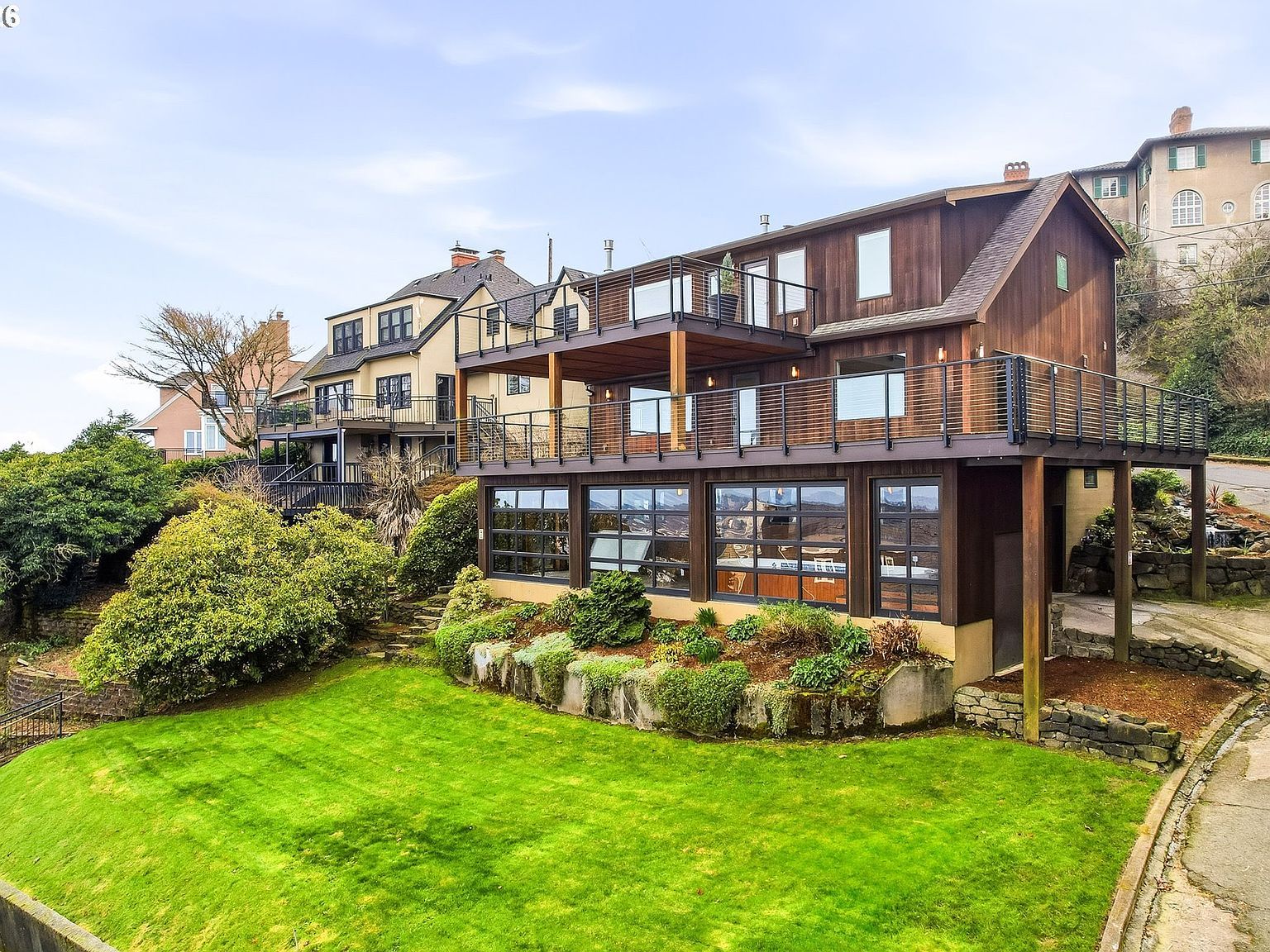 302 NW Albemarle Ter Portland, OR 97210 - Thumbnail 3