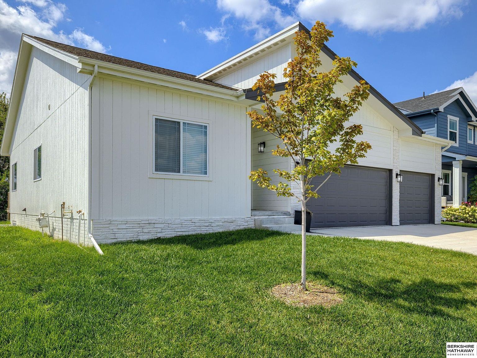 8008 S 200th St Gretna, NE 68028 - Thumbnail 3