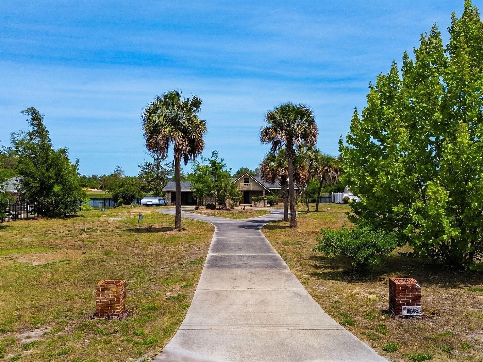 1803 E 9th St Lynn Haven, FL 32444 - Thumbnail 3