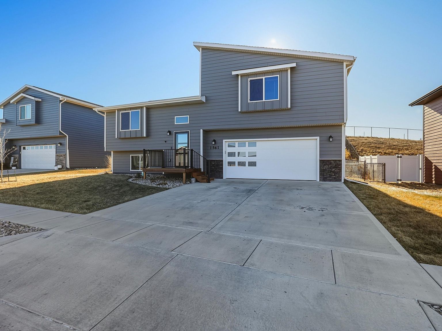 1561 Addison Ave Rapid City, SD 57701 - Thumbnail 3