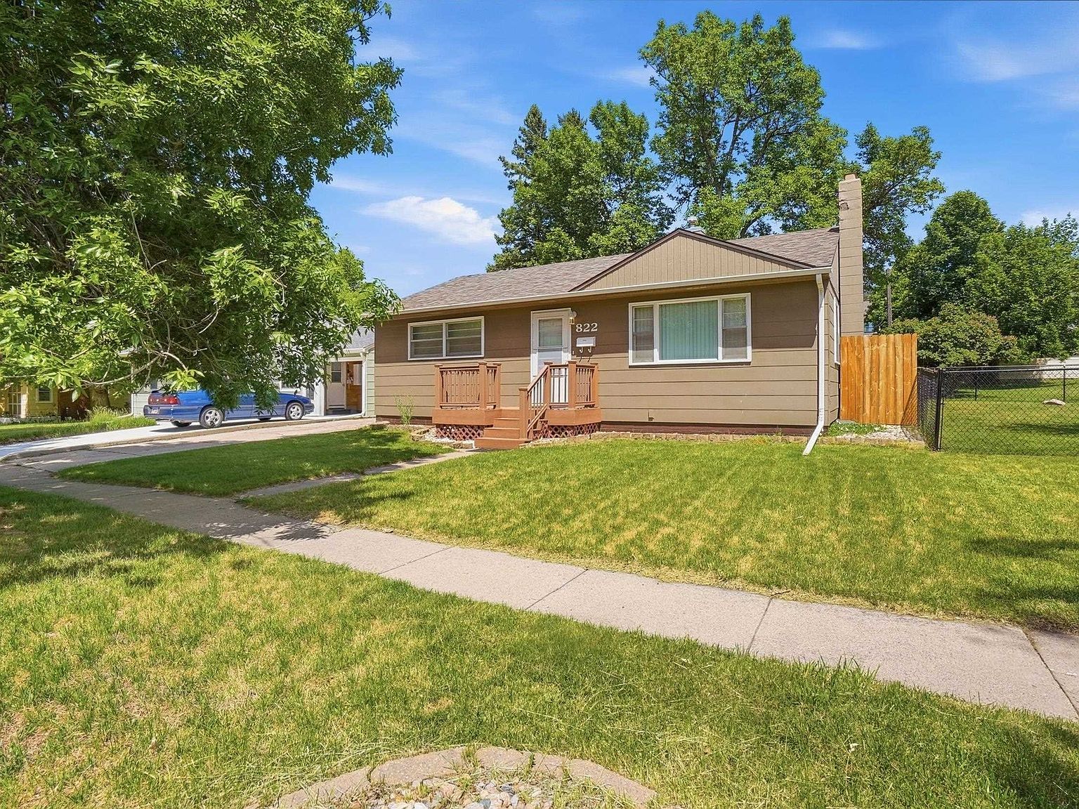 822 N 10th St Spearfish, SD 57783 - Thumbnail 3
