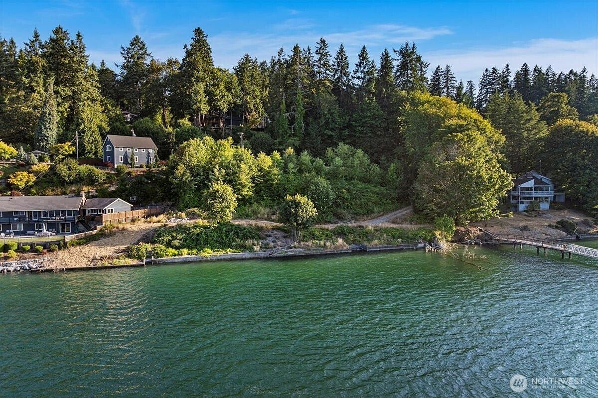 115 Bella Bella Dr Fox Island, WA 98333 - Thumbnail 3