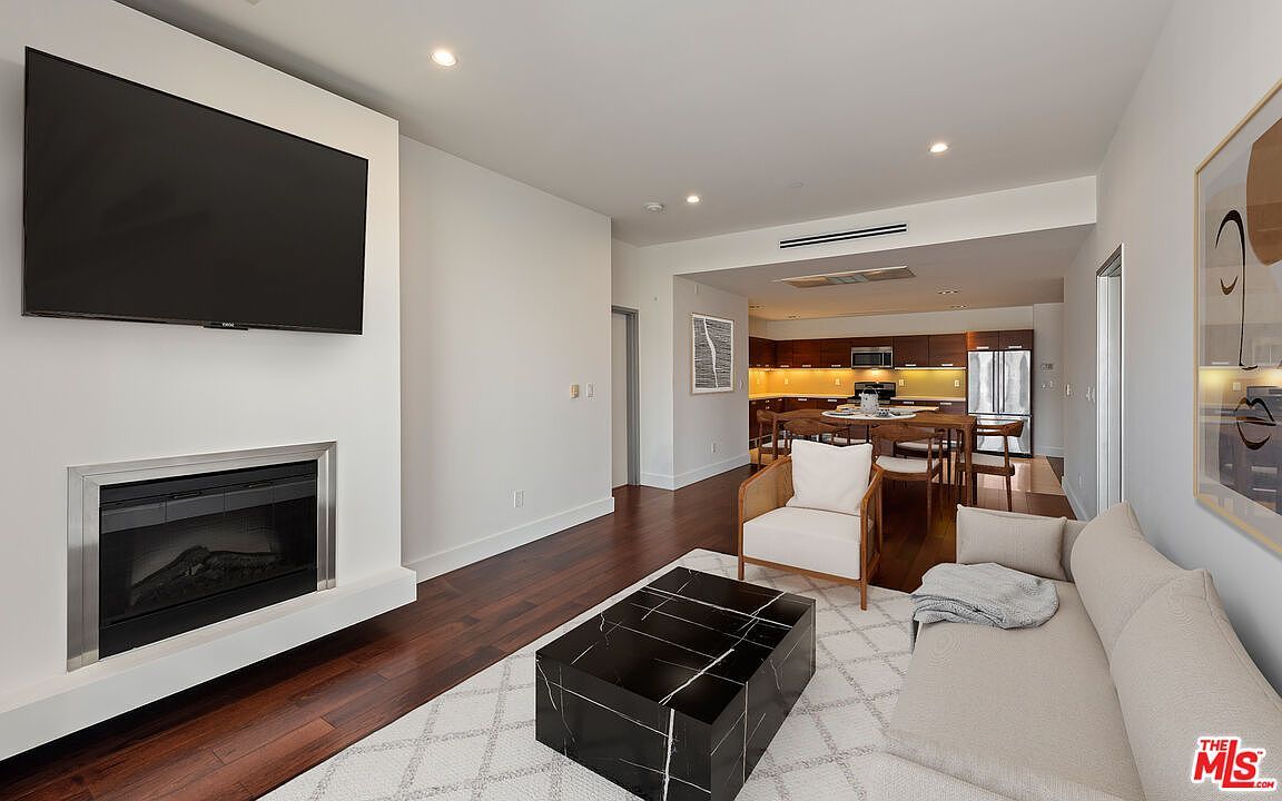 6735 Yucca St UNIT 406 Los Angeles, CA 90028 - Thumbnail 3